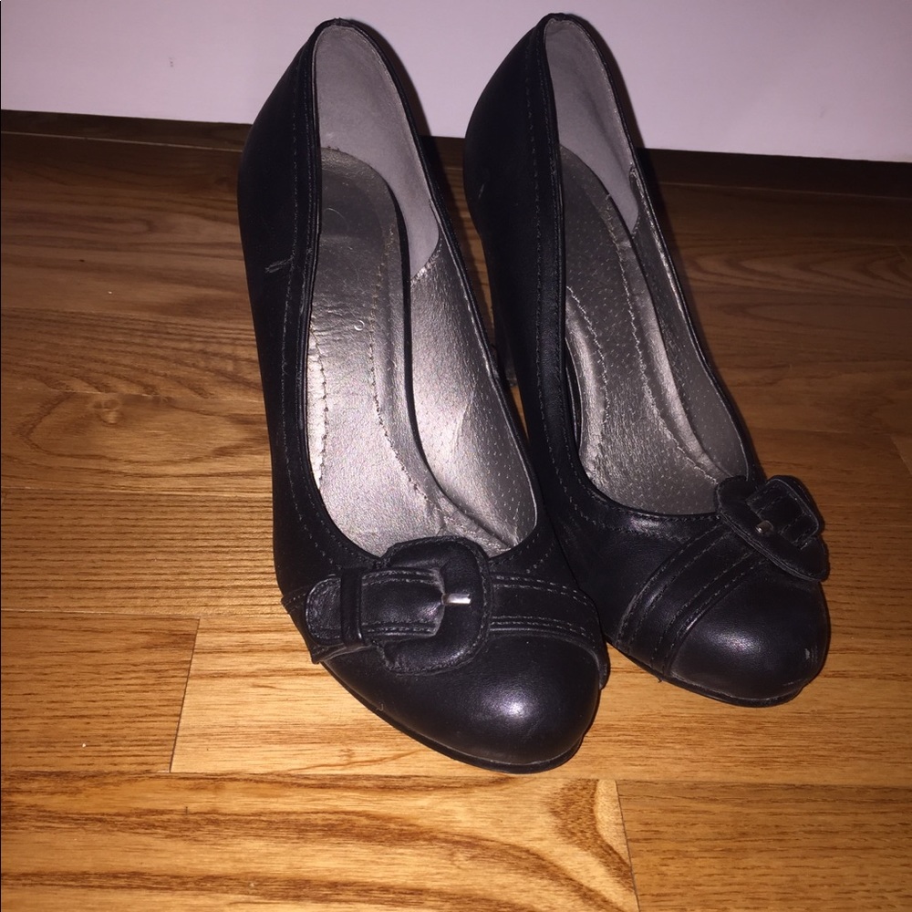 Black heals